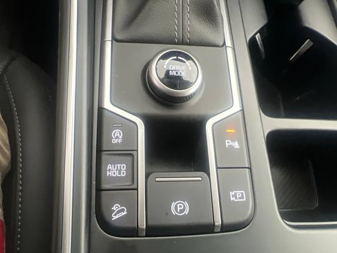 Certified 2025 Kia Sorento S w/ Panoramic Sunroof Package FWD image 54
