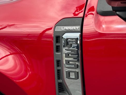 Used 2025 Ford F250 Lariat w/ Chrome Package AWD/4WD image 13