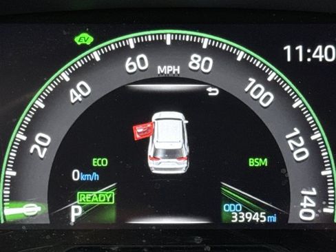 Used 2023 Toyota RAV4 XLE AWD/4WD image 20