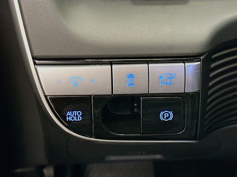 Used 2024 Hyundai Ioniq 5 SEL AWD/4WD image 17