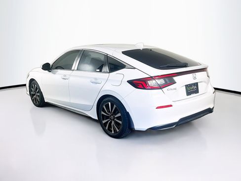 Used 2024 Honda Civic EX-L image 5