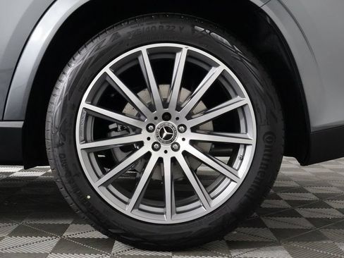 New 2026 Mercedes-Benz GLS 580 4MATIC image 11