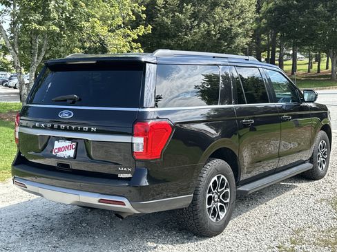 Used 2024 Ford Expedition Max XLT image 5