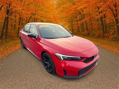 Used 2025 Honda Civic Sport image 1