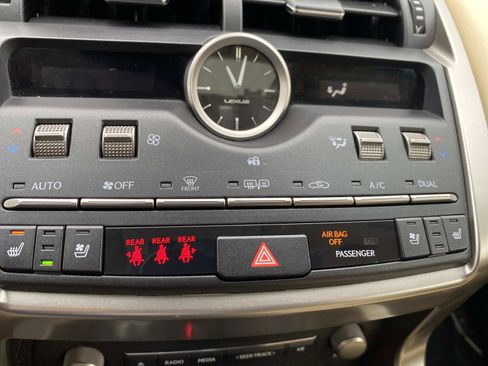 Used 2018 Lexus NX 300 AWD image 15