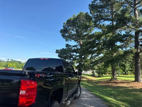 Used 2019 Chevrolet Silverado 2500 W/T w/ WT Convenience Package AWD/4WD image 19