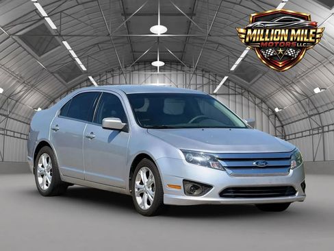 Used 2012 Ford Fusion SE FWD image 1