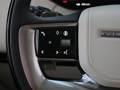 New 2026 Land Rover Range Rover SE image 20