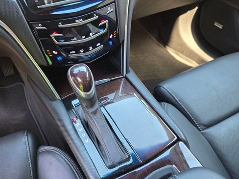 Used 2016 Cadillac XTS Luxury FWD image 29