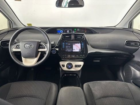 Used 2017 Toyota Prius Prime Plus w/ Carpet Mat Package FWD image 11