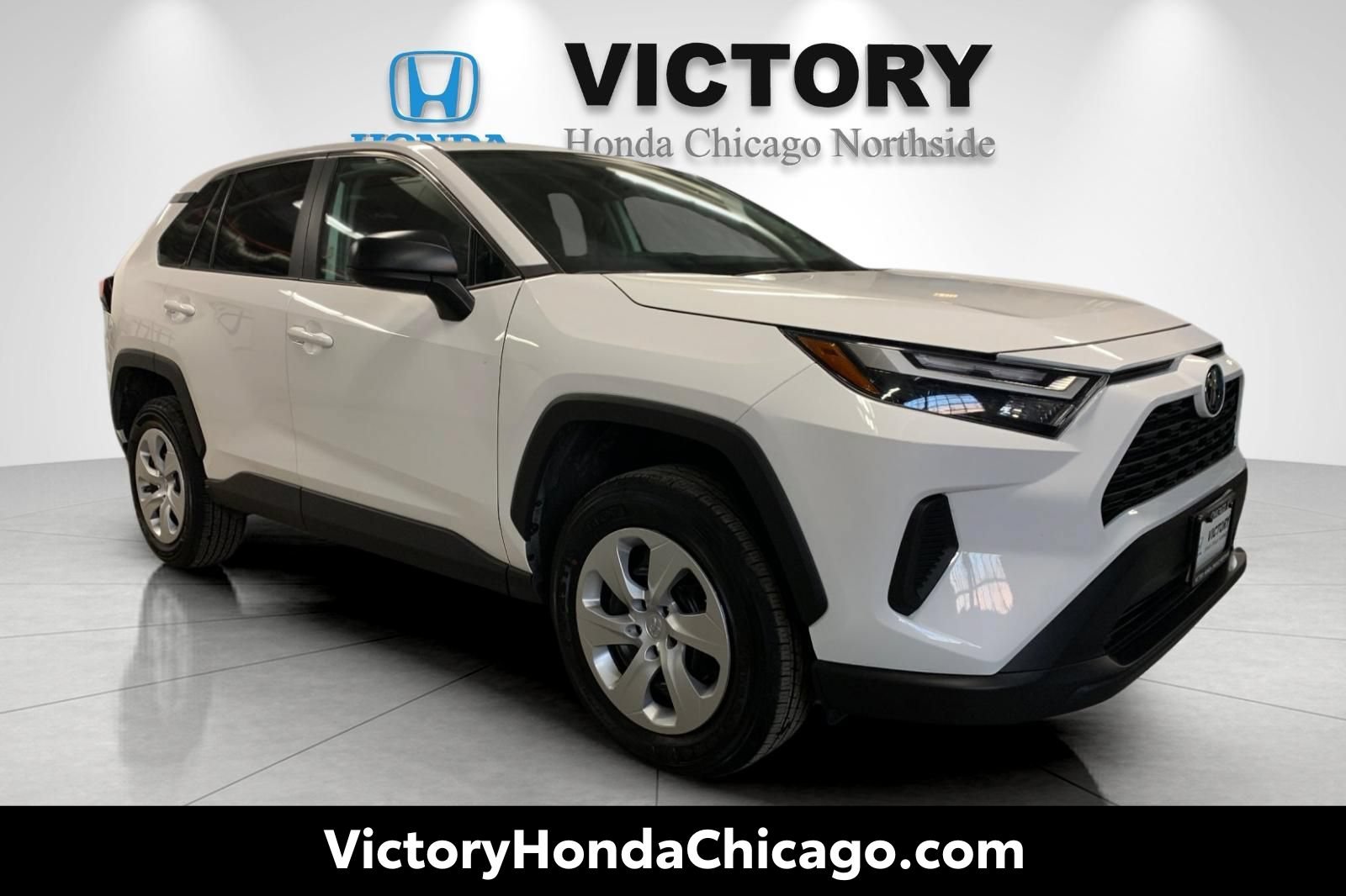 Used 2025 Toyota RAV4 LE AWD/4WD image 1