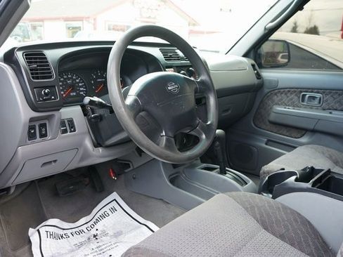 Used 2000 Nissan Xterra XE image 7