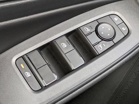 New 2026 Nissan Sentra SV w/ Floor Mat Package FWD image 21