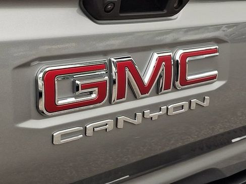 Used 2026 GMC Canyon AT4 w/ Technology Plus Package AWD/4WD image 33