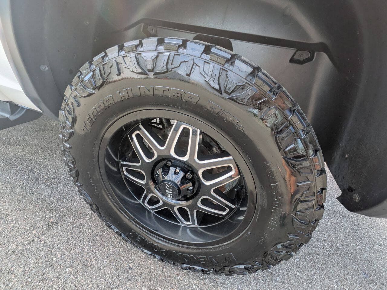 Used 2019 RAM 1500 Warlock AWD/4WD image 12