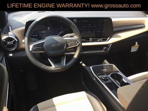 Used 2026 Chevrolet Equinox ACTIV AWD/4WD image 3