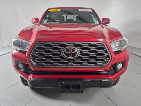 Certified 2023 Toyota Tacoma TRD Off-Road w/ Advanced Technology Package AWD/4WD image 7