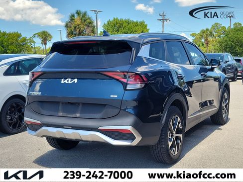 Certified 2023 Kia Sportage EX AWD/4WD image 9