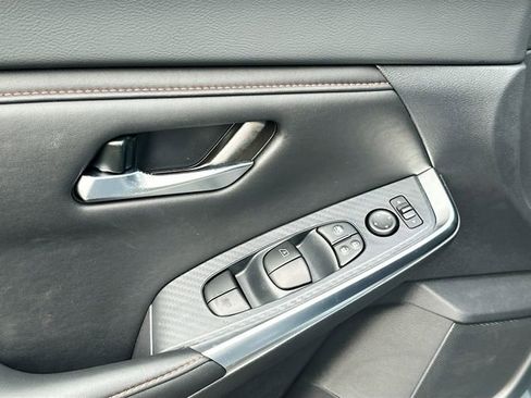 New 2025 Nissan Sentra SR image 6