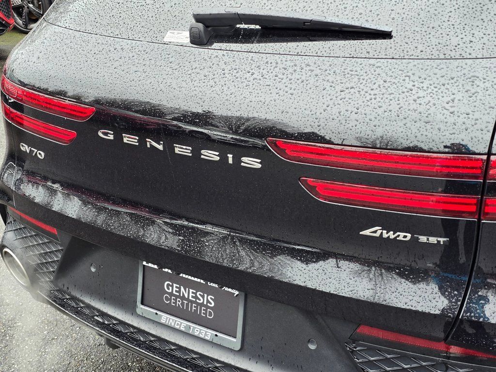 Certified 2025 Genesis GV70 3.5T Sport w/ Sport Prestige Package AWD/4WD image 13