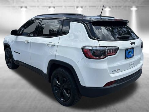 Used 2020 Jeep Compass Latitude FWD image 7