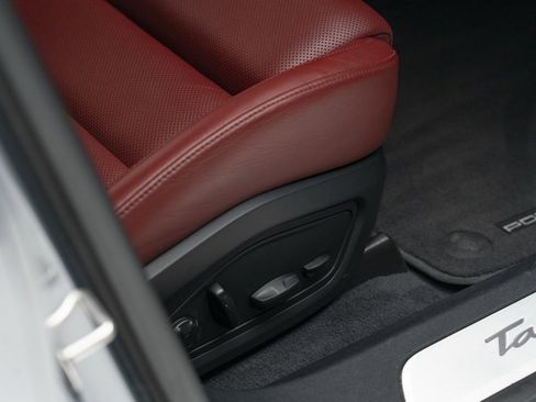 Used 2020 Porsche Taycan Turbo w/ Performance Package image 40