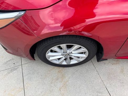 Used 2025 Toyota Corolla SE FWD image 12