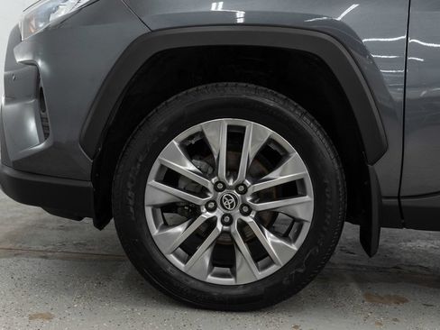 Used 2021 Toyota RAV4 Limited AWD/4WD image 36
