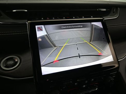 Used 2023 Jeep Grand Cherokee Overland image 35