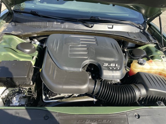 Used 2021 Dodge Charger SXT w/ Cold Weather Package RWD image 29
