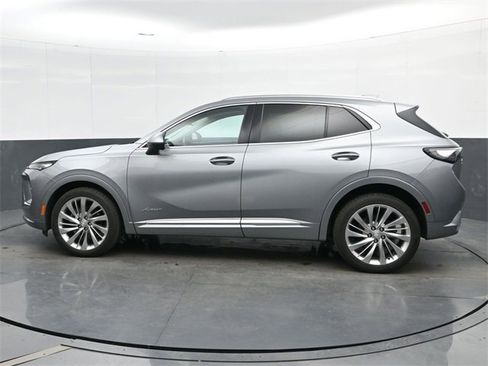 Used 2024 Buick Envision Avenir image 5