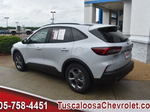 Used 2025 Ford Escape ST-Line w/ Tech Pack #1 FWD image 7