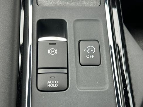 New 2026 Nissan Pathfinder Rock Creek w/ Rock Creek Premium Package AWD/4WD image 27