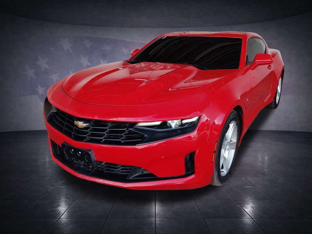 Used 2020 Chevrolet Camaro LT RWD image 35