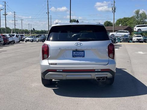 Used 2025 Hyundai Palisade SEL FWD image 6