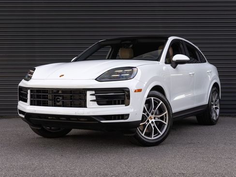 Certified 2026 Porsche Cayenne Coupe AWD/4WD image 1