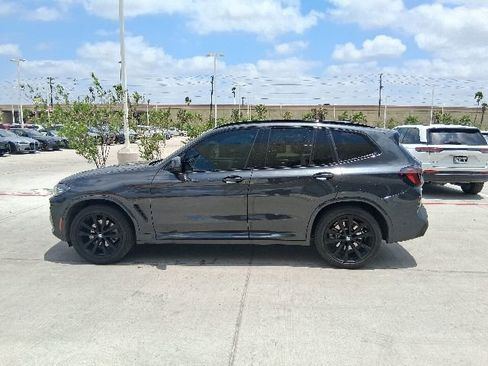 Used 2024 BMW X3 sDrive30i w/ Premium Package RWD image 3