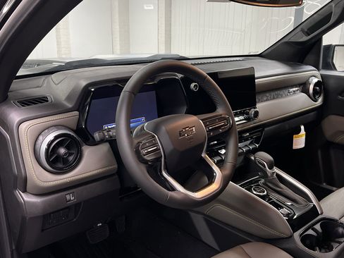 New 2025 Chevrolet Colorado ZR2 w/ Technology Package image 45