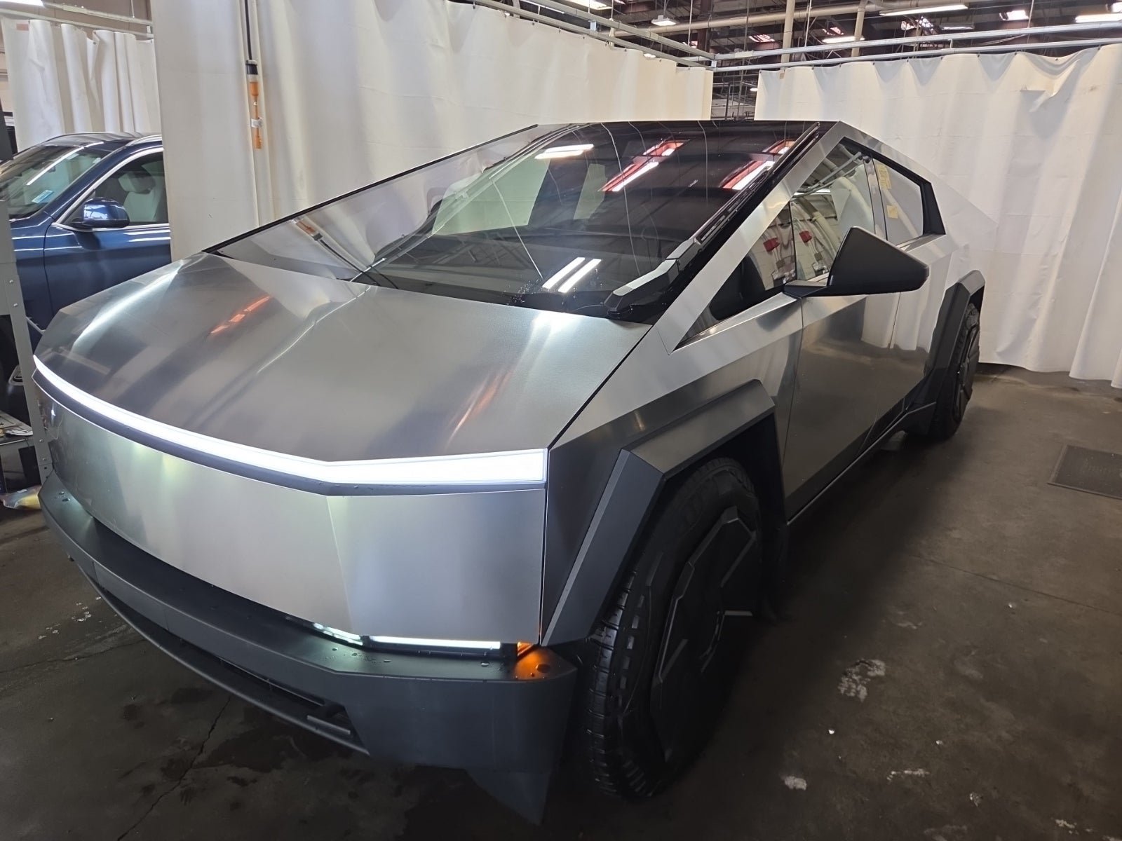 Used 2024 Tesla Cybertruck Cyberbeast AWD/4WD image 2