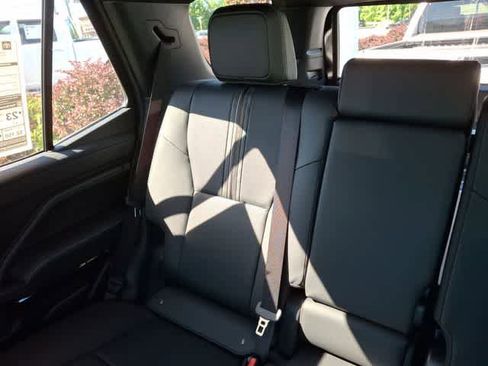 New 2026 Toyota 4Runner Limited AWD/4WD image 4
