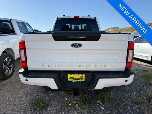 Used 2022 Ford F350 Lariat w/ Lariat Ultimate Package AWD/4WD image 6
