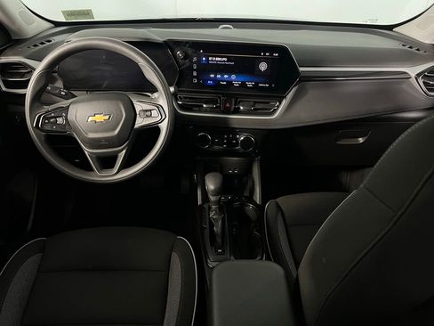 Used 2025 Chevrolet TrailBlazer LT image 13