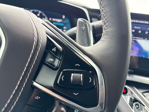 Used 2025 Chevrolet Corvette Stingray Coupe w/ 1LT image 22