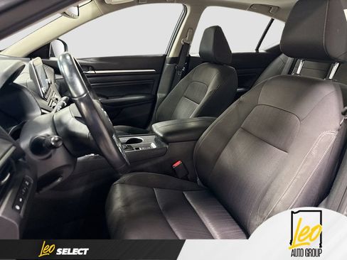 Used 2019 Nissan Altima 2.5 SV AWD/4WD image 23