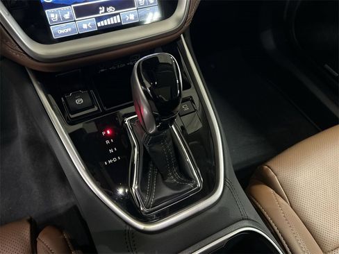 Certified 2025 Subaru Outback Touring XT w/ Tech Package 3 image 22