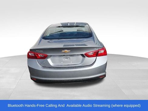 Used 2024 Chevrolet Malibu LT image 3