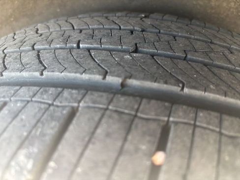 Used 2021 Subaru Ascent Limited w/ Technology Package image 8