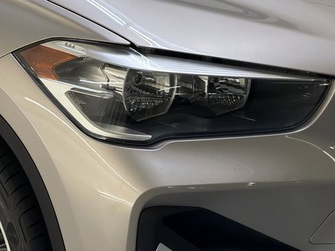 Used 2021 BMW X1 sDrive28i w/ Convenience Package image 11