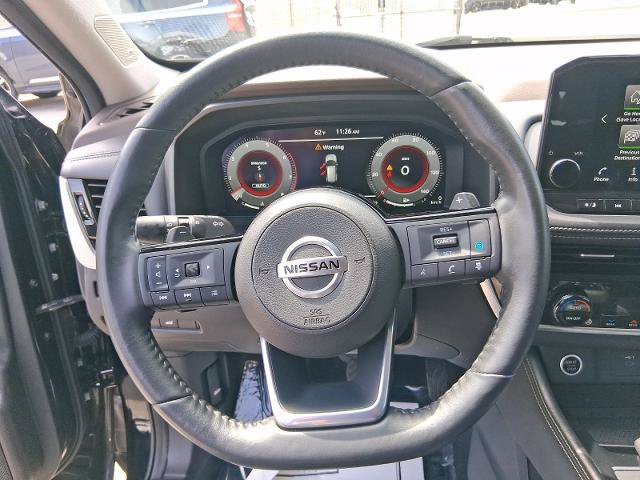 Used 2021 Nissan Rogue Platinum AWD/4WD image 14