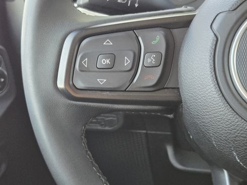 Used 2025 Jeep Wrangler Unlimited Sport AWD/4WD image 25